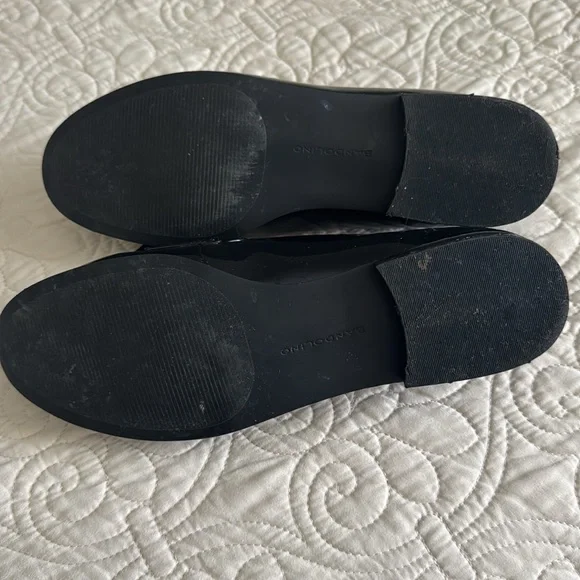 Bandolino Black Patent Leather Flats & Loafers w/ Velvet Bow - Picture 4 of 6
